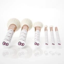 Hello Kitty® "Supercute Signature" 6-PC BRUSH SET 9 Hello Kitty® "Supercute Signature" 6-PC BRUSH SET -Impressionsvanity bottom white 13e841ce 8ecb 4dd7 ab67 9e293fe98b4d