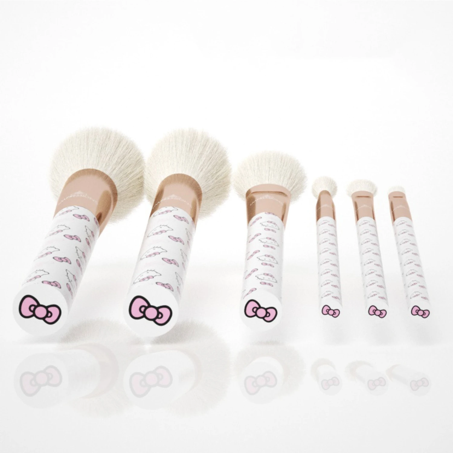 Hello Kitty® "Supercute Signature" 6-PC BRUSH SET 6 Hello Kitty® "Supercute Signature" 6-PC BRUSH SET - Image 4